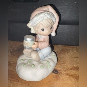 Precious Moments-“Peas On Earth”.  Figuring with 🫛 PEAS.